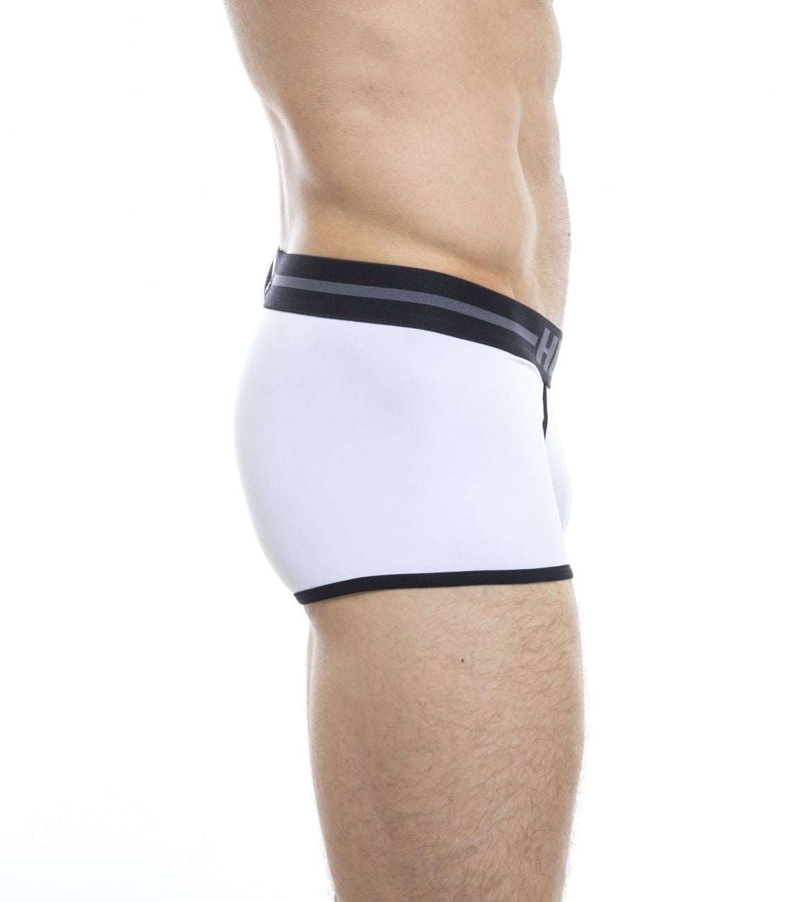 HUNK2 TRC2020B Alphae Licht² Trunks